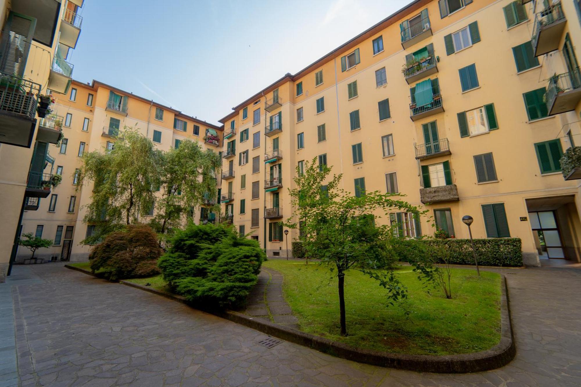 Apartment Milan Near Metro-M5 Exterior photo